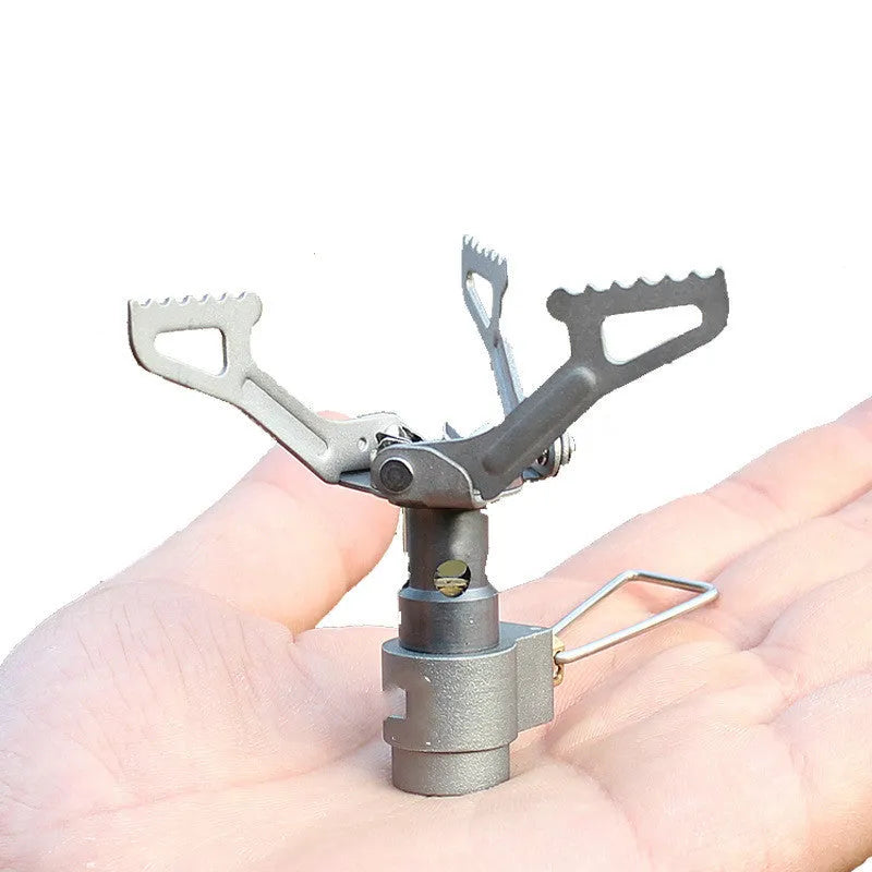 Portable camping gas stove with one-piece furnace structure for outdoor use