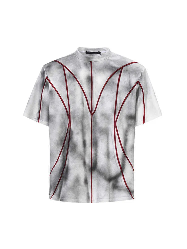 Women's padded shoulder t-shirt with three-dimensional line patchwork design on front