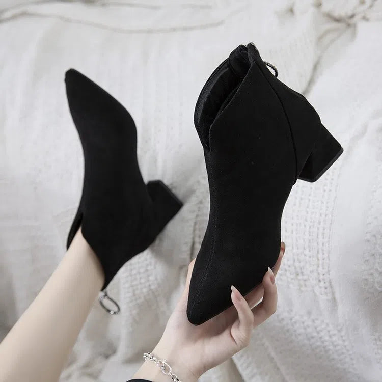 Women's chunky-heeled pointed-toe short Martin boots with suede upper, rubber sole, back zipper, black colour