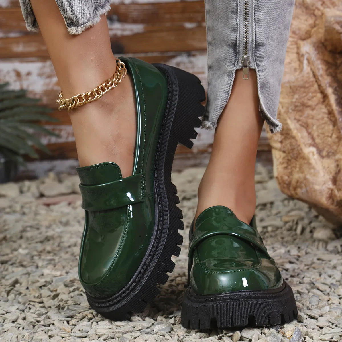 Plus size women's slip-on loafers with chunky heel in black, wine red, or green colours
