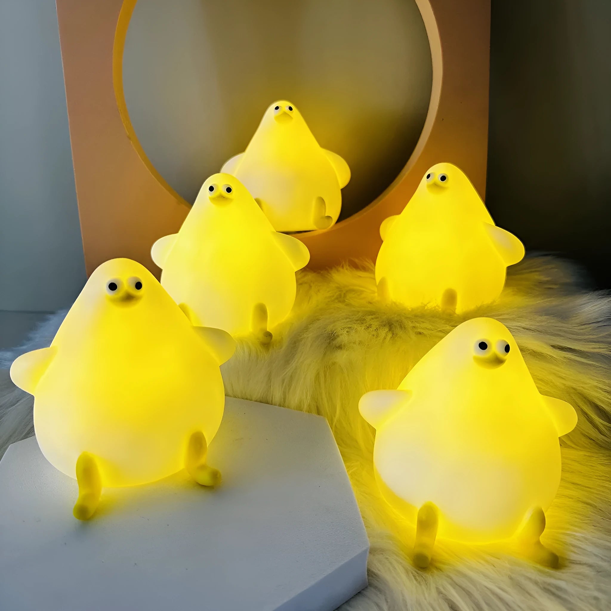 Cartoon silicone seagull night light with USB charging for kids bedside
