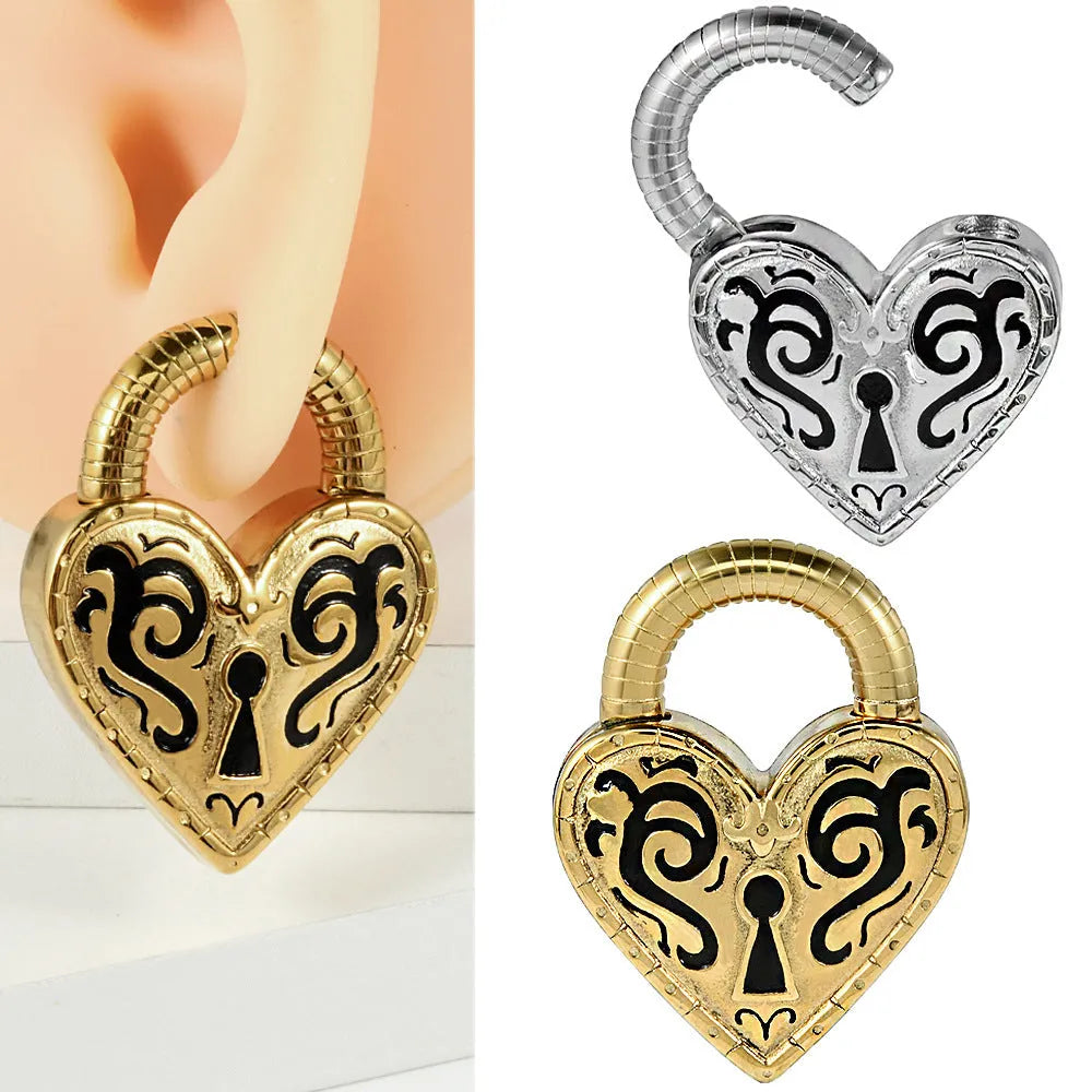 Women's heart-shaped stainless steel ear piercing in gold or steel colour