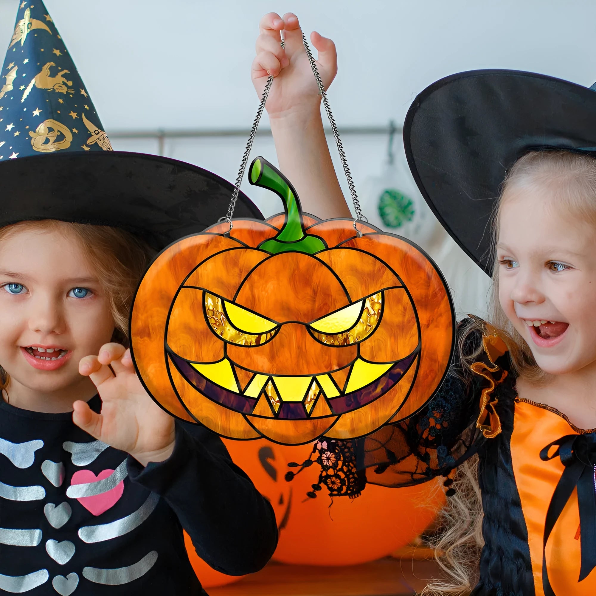 Acrylic Halloween hang decoration with pumpkin bat ghost motif, 60cm iron chain, and suction cup hook