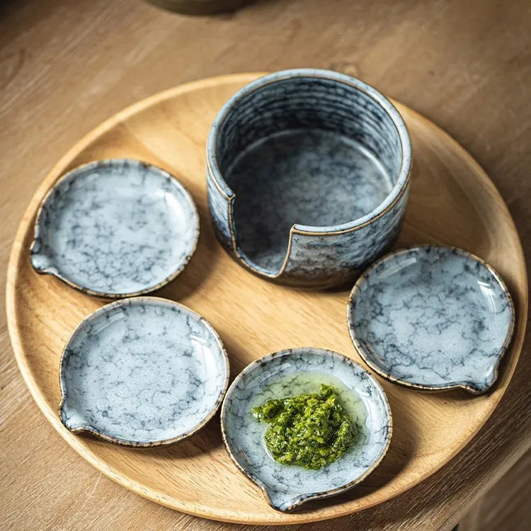Japanese porcelain seasoning dish set with four plates and a round storage tray, irregular shape, simple style