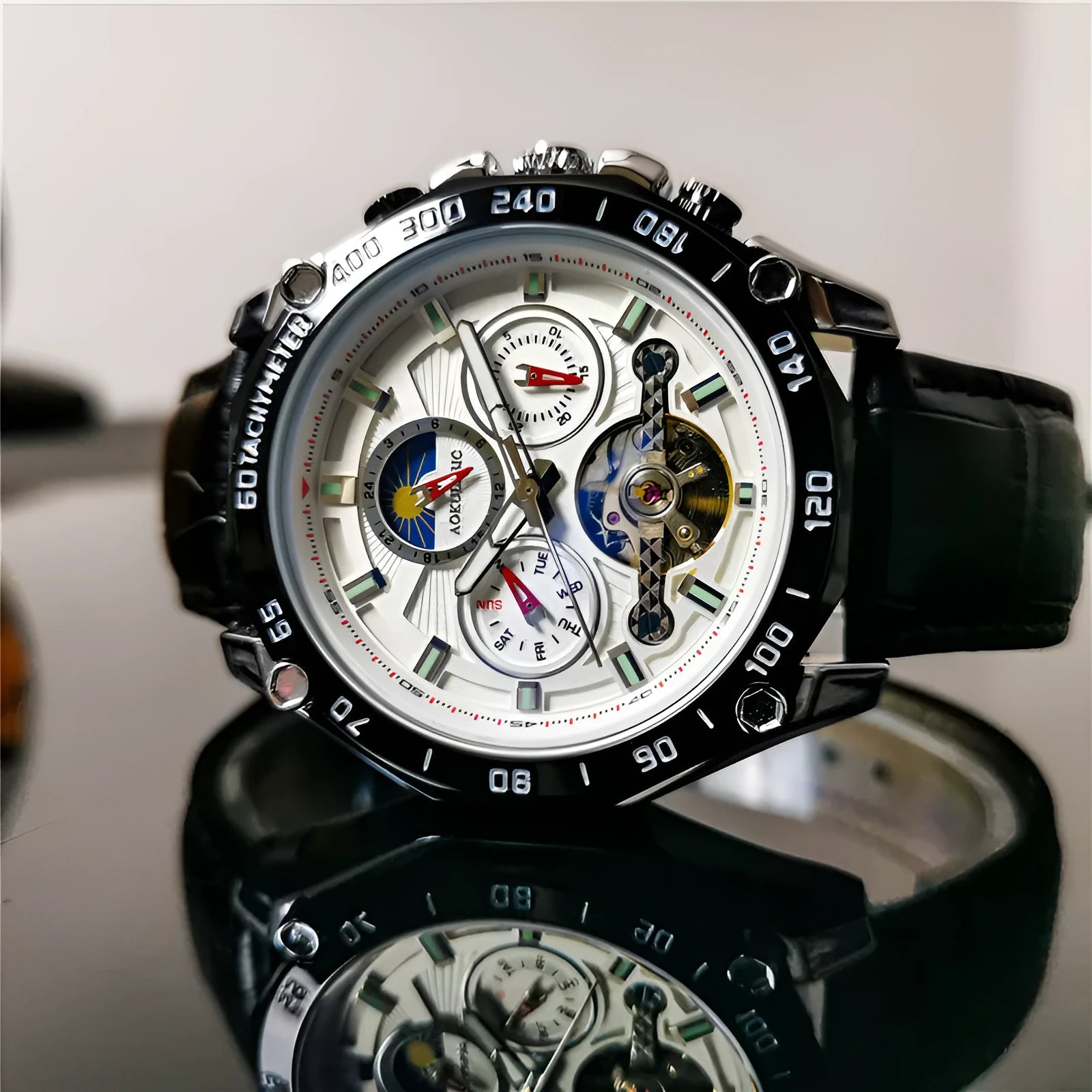 Men's automatic mechanical watch with stainless steel case in silver or black, showing white or black dial options
