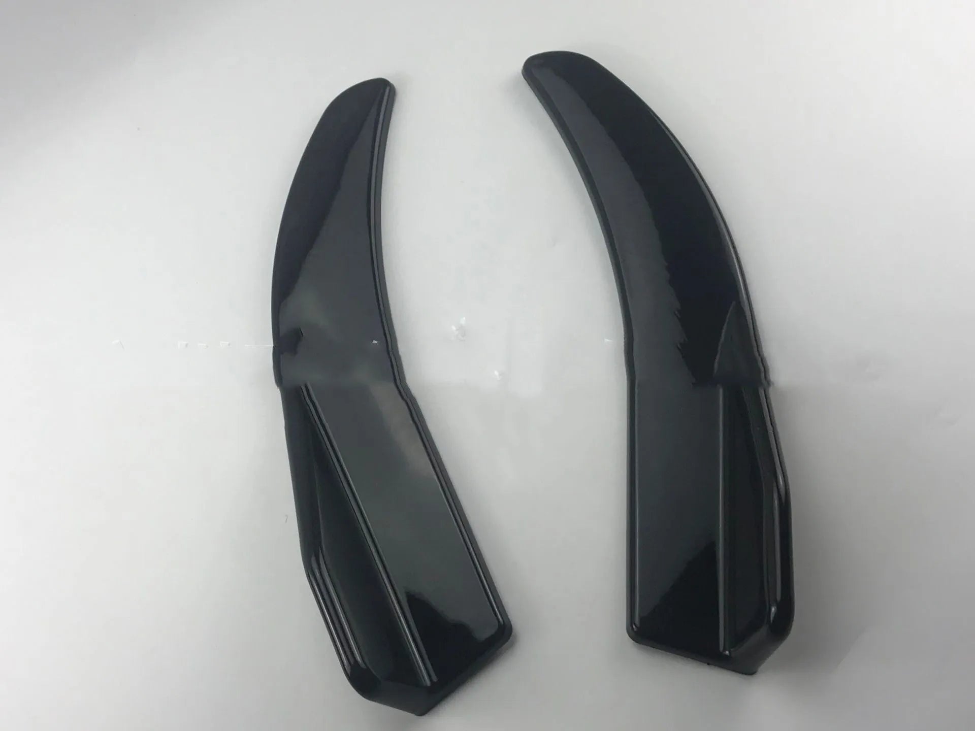 Car front and rear deflector light accessory in ABS plastic for General Motors vehicles