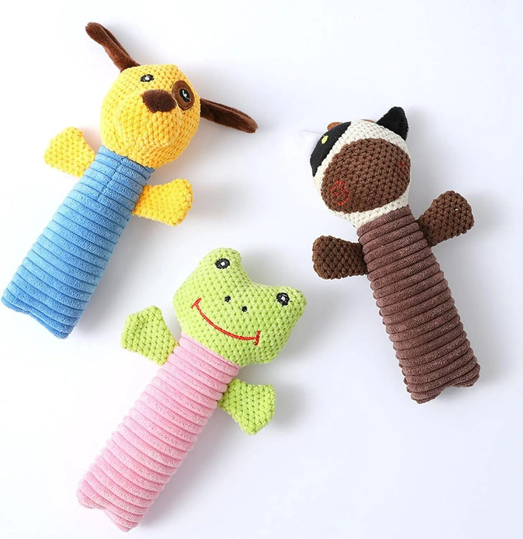 Squeaky stuffed animal dog chew toy in polyester fibre for dental care and chewing relief