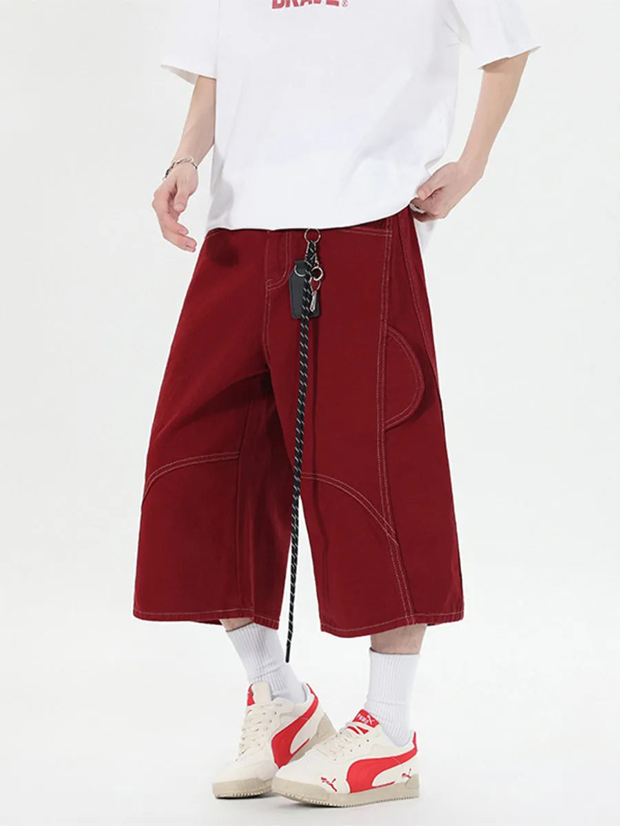 Retro multi-pocket denim shorts with wide leg cropped cut in black colour