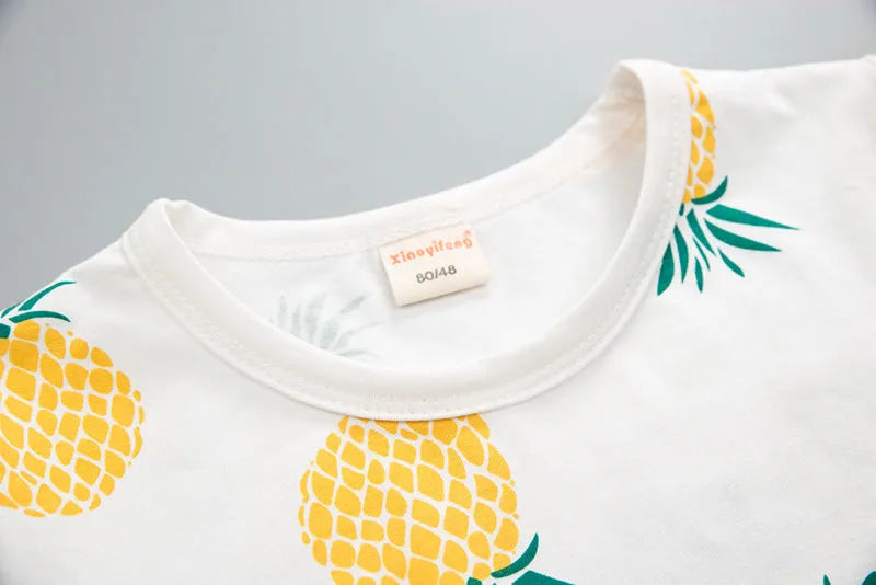 Summer kids two-piece suit in pineapple yellow with short-sleeved T-shirt and shorts for toddlers 80-120cm