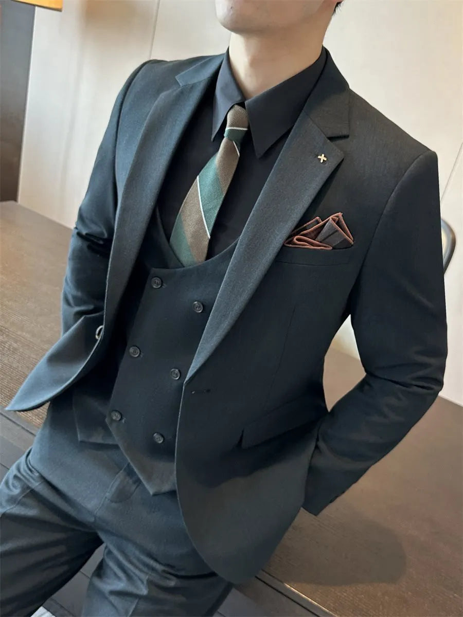 Men's slim fit business formal wear in chemical fibre blend fabric available in dark green