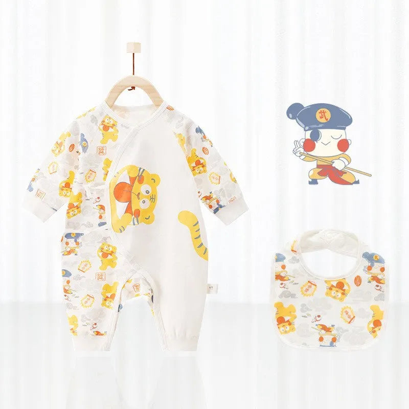 Baby one-piece cotton romper in white with short sleeves, suitable for newborns up to 66cm