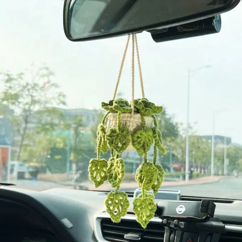Creative rearview mirror pendant for cars in simple style with multiple colour options