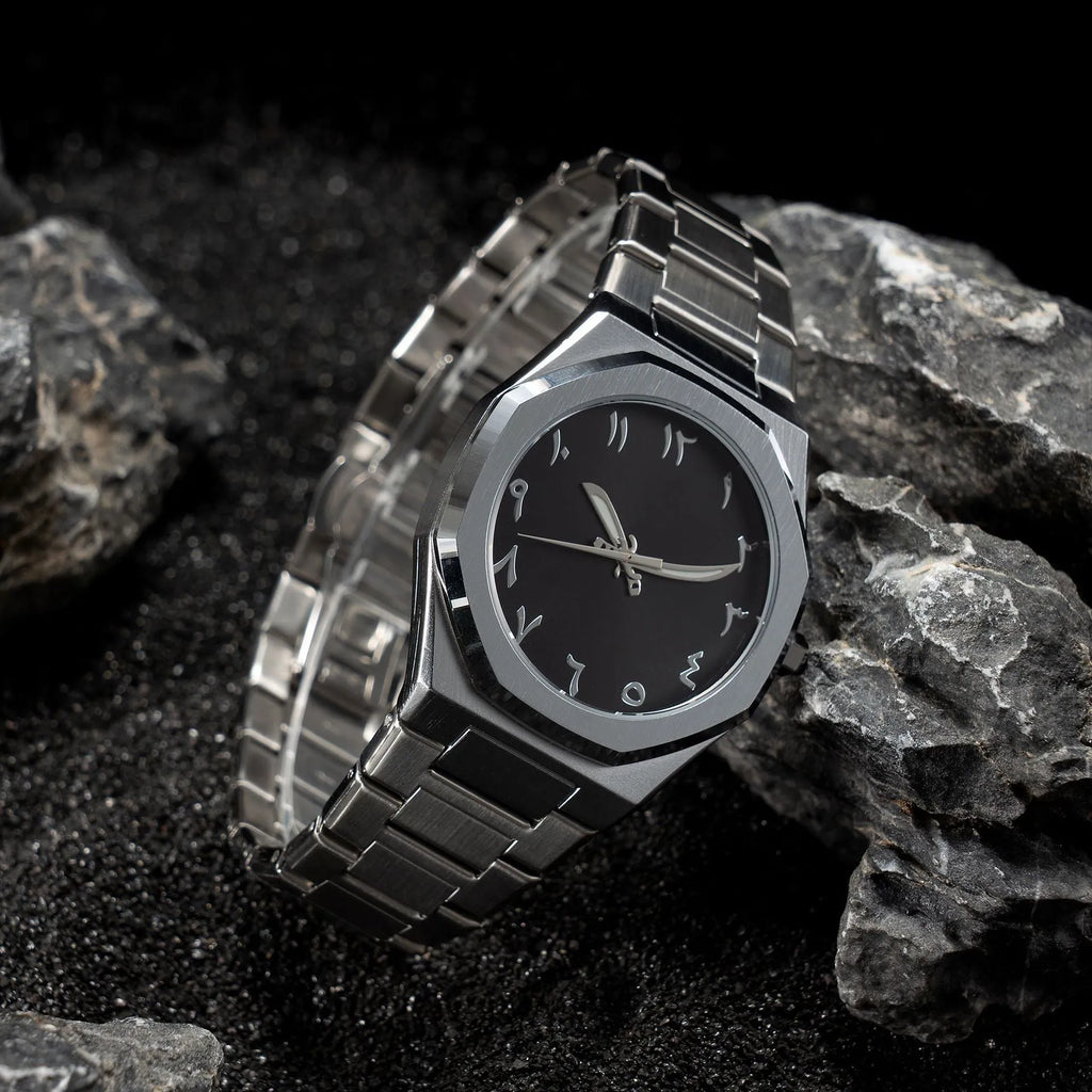 Men's steel band quartz watch with business styling in black, silver, and black silver colour options