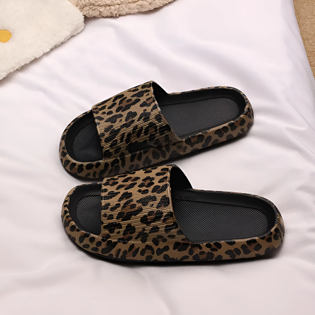 Women's leopard print slippers with thick EVA sole in Korean style sandal design