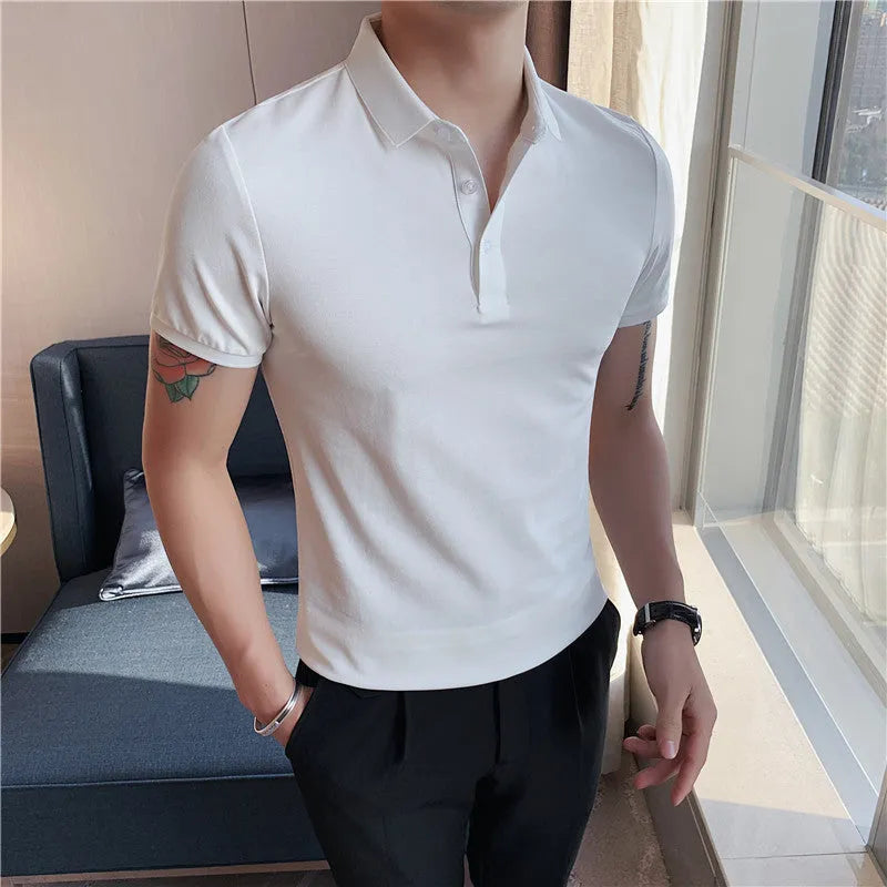 Solid colour cotton blend polo shirt with lapel collar and short sleeves in tight Korean fit.
