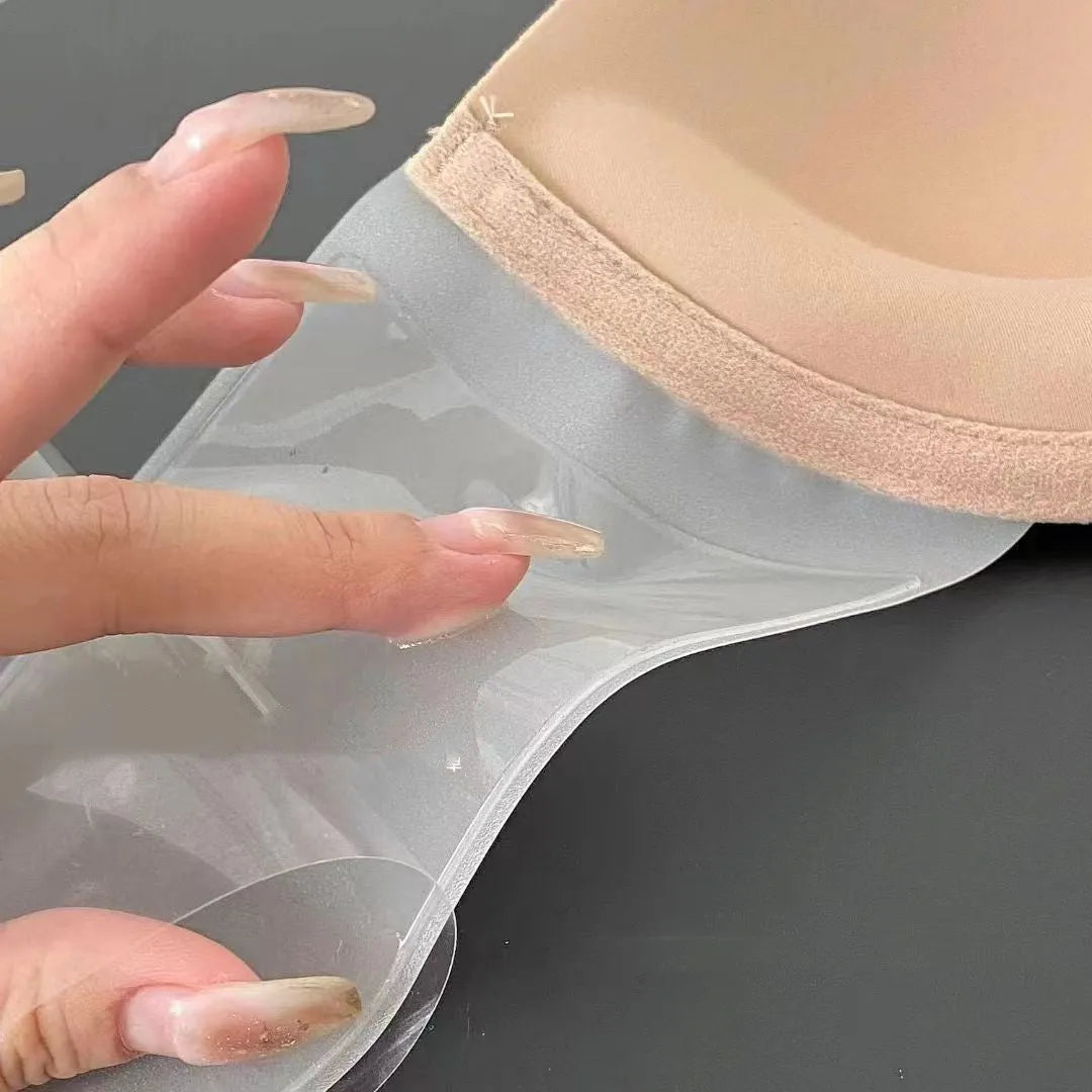 Strapless non-slip bra with steel ring, cotton cup, in black and skin colour, sizes A to D