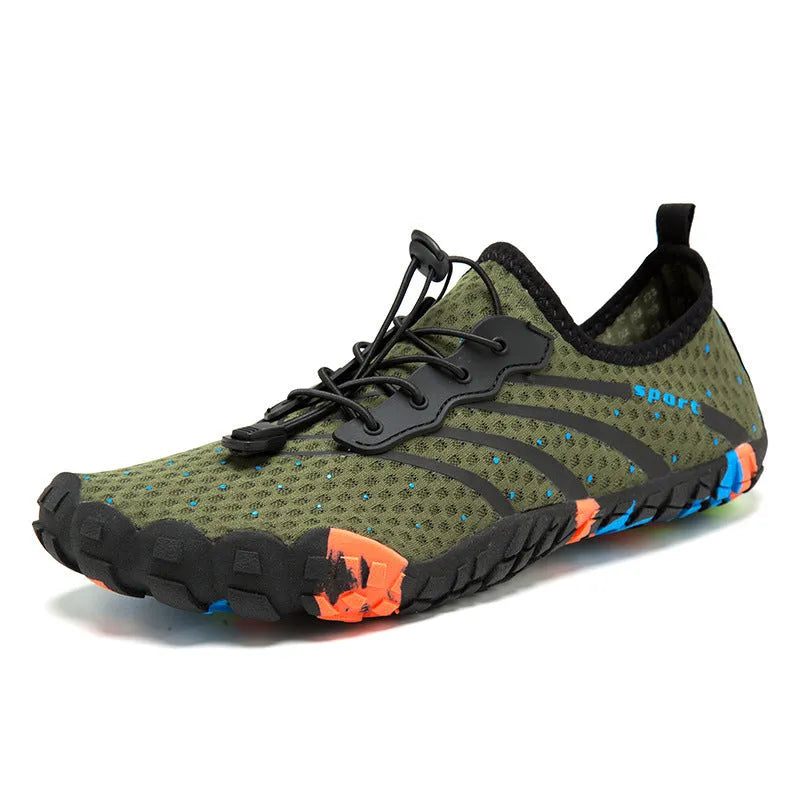 Low-top fast drainage beach shoes in army green with mesh upper and rubber sole for swimming and hiking.