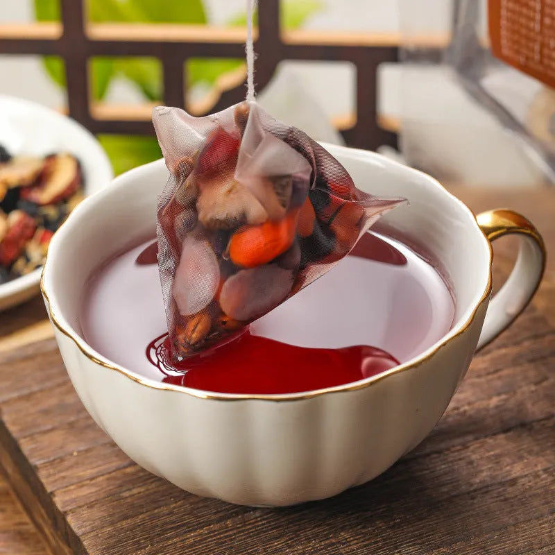 Ginseng black wolfberry tea with 40 individual 5g sachets totalling 200g