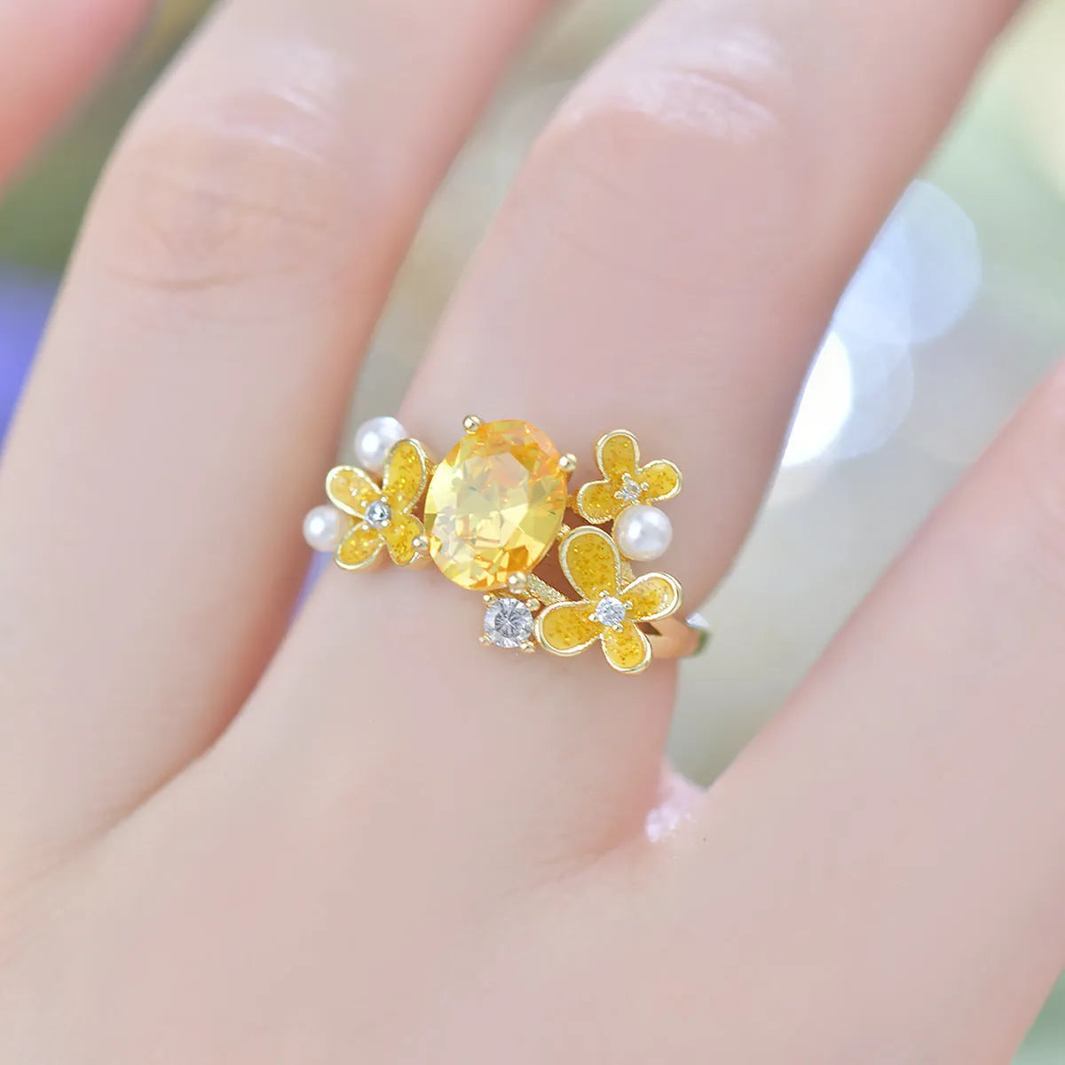 Flower pearl high-grade female zircon open ring in yellow copper metal sweet girl style