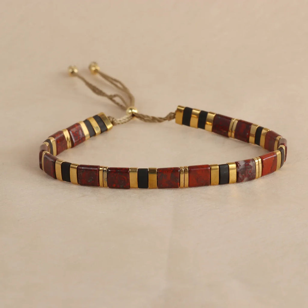 Geometric glass bead bracelet with pull adjustment in five colour options