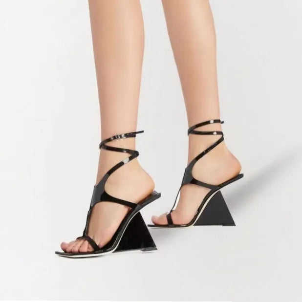 Women's black high heel sandals with 9.5cm block heel and square toe design