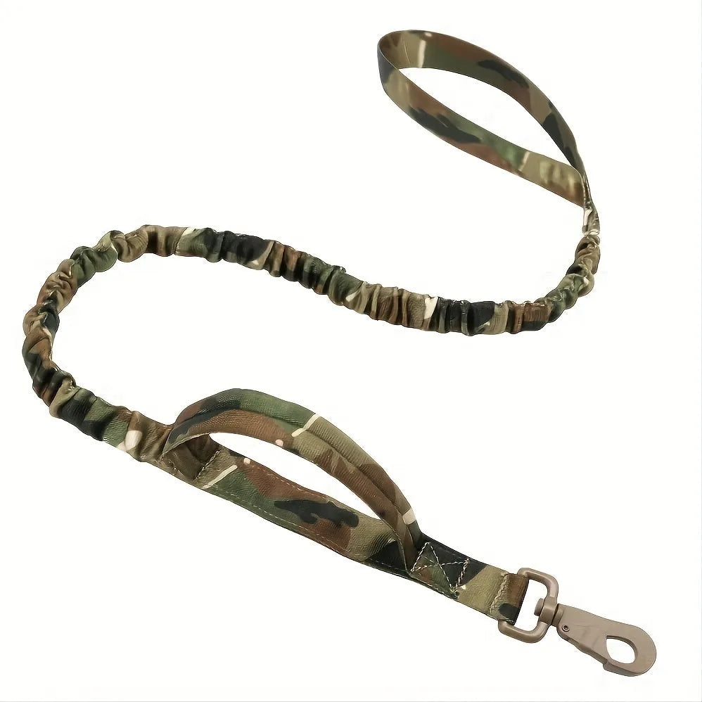 Retractable leash for large dogs in black with anti-burst technology on a grassy park background
