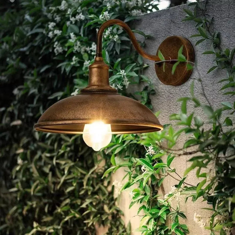 Retro style villa courtyard wall lamp in silver or copper finish with modern design
