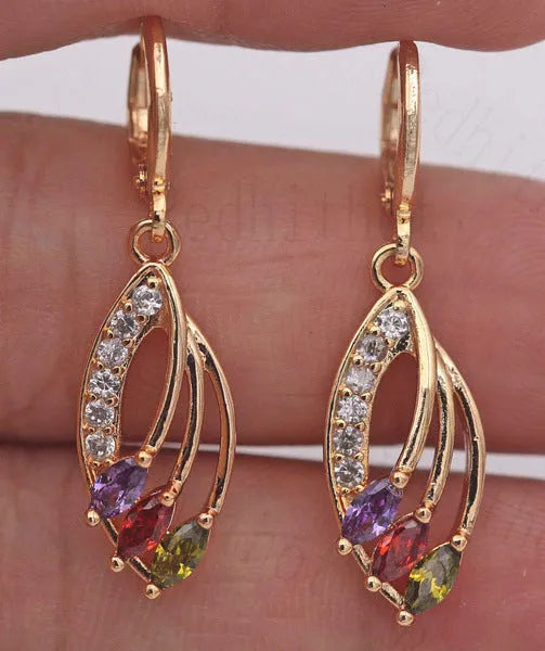 Gold alloy crystal long eardrops with geometric shape for women's earring jewellery