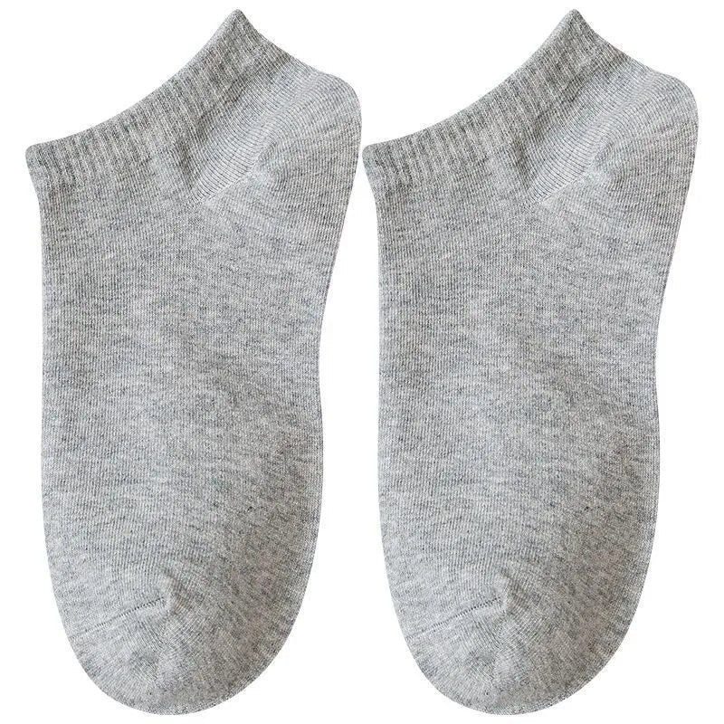 Solid colour men's black white grey ship socks with boneless seam invisible design