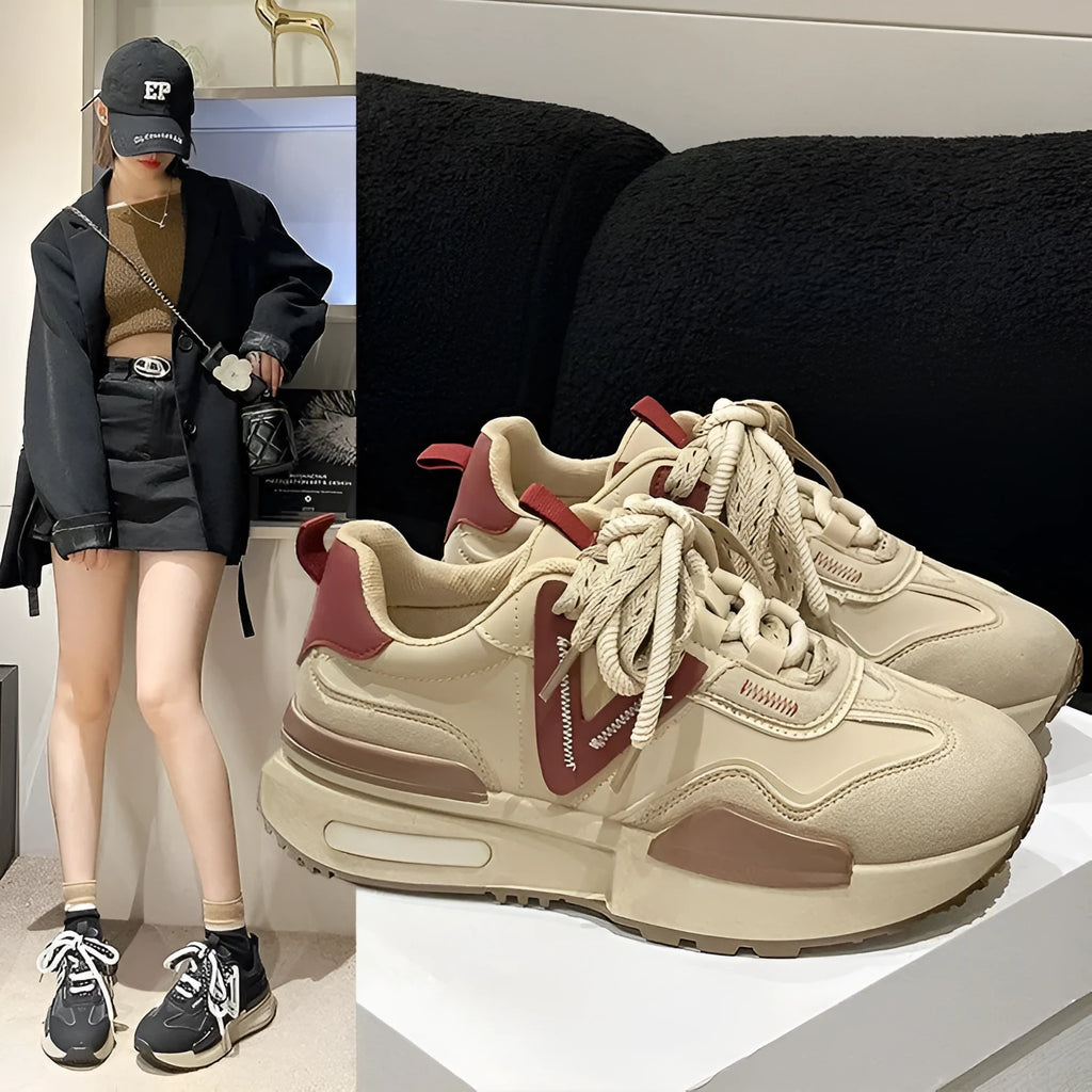 Women's black and khaki red retro platform sports shoes with lace-up front and rubber sole.