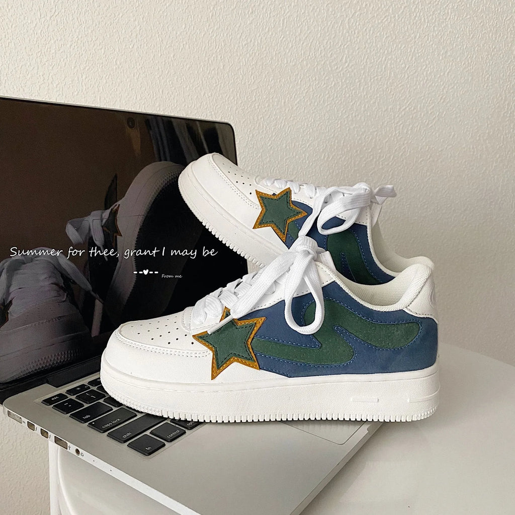 Retro low-top breathable sports shoes men women white blue green synthetic leather TPR sole