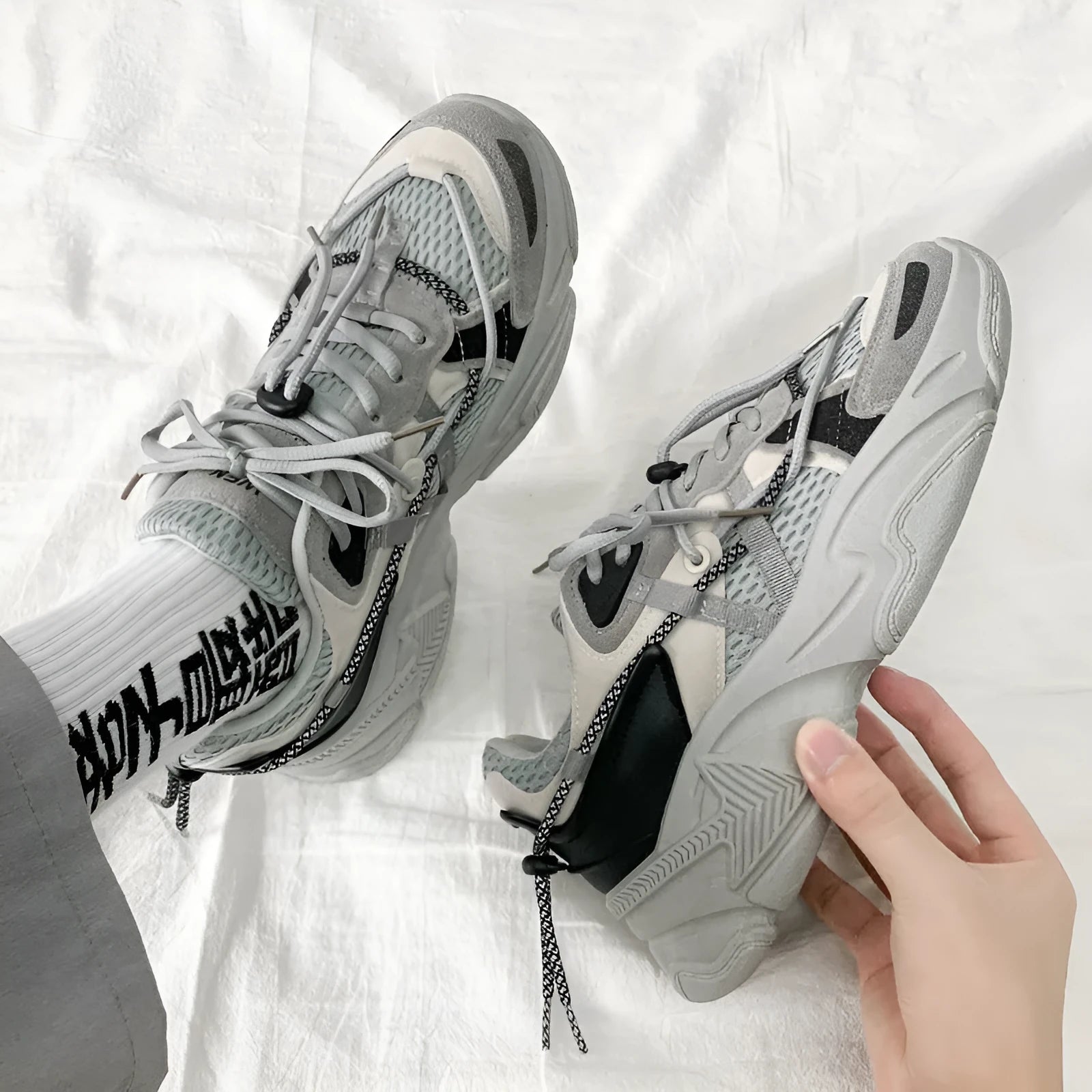 Men's white platform dad shoes with thick sole and lace-up front, Korean style.