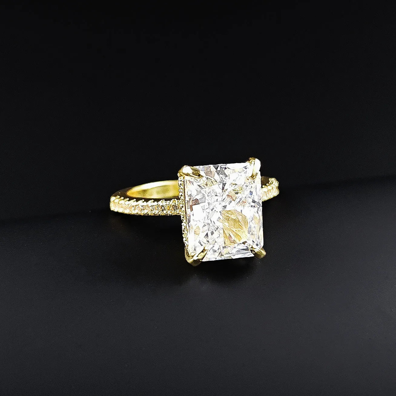 Ice flower cut geometric copper ring for women in electoplated gold finish
