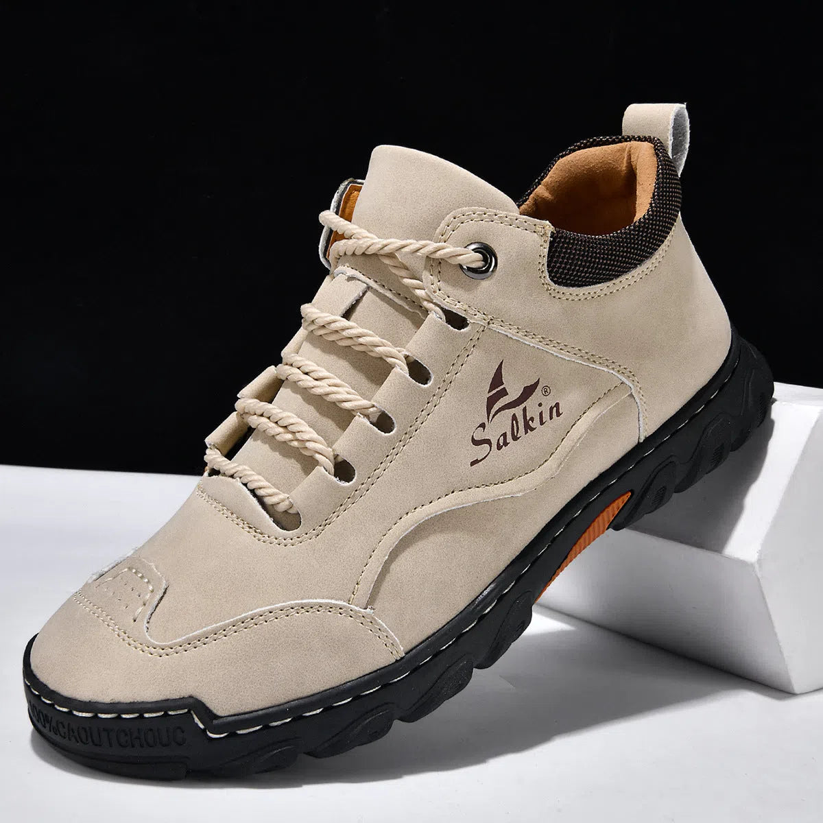 Flat lace-up casual hiking shoes with rubber sole, PU upper, round toe, flat heel