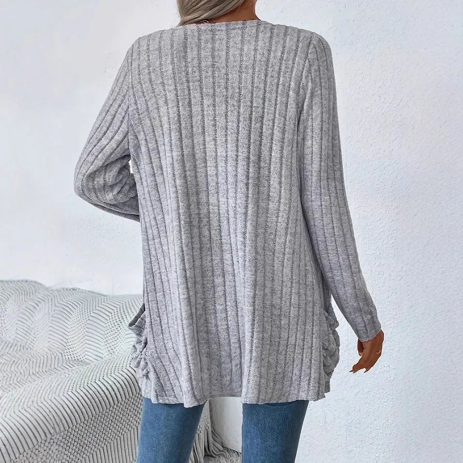 Solid colour long sleeve cardigan with pocket in loose fit, available in black or grandma grey