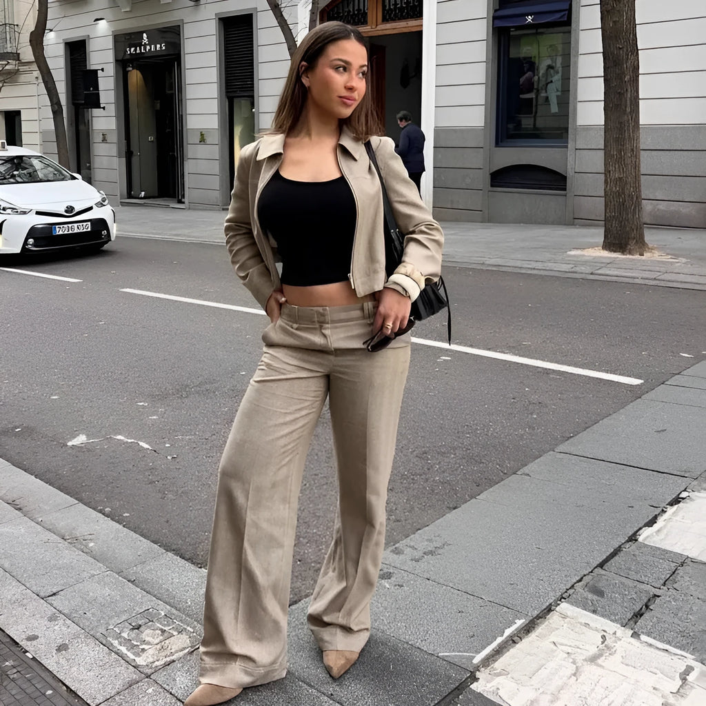 Women's herringbone pattern summer suit with 3D embroidery on jacket and matching trousers