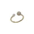 Open-end pearl ring with round zircon stones in gold or silver plating, geometric shape