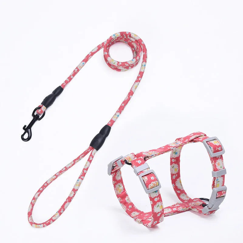 Cat I-shaped chest harness in black with metal buckle and 150cm cotton rope