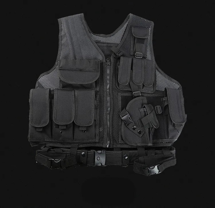 Men's nylon camouflage tactical vest with adjustable shoulder and waist buckles, one size 50x60cm