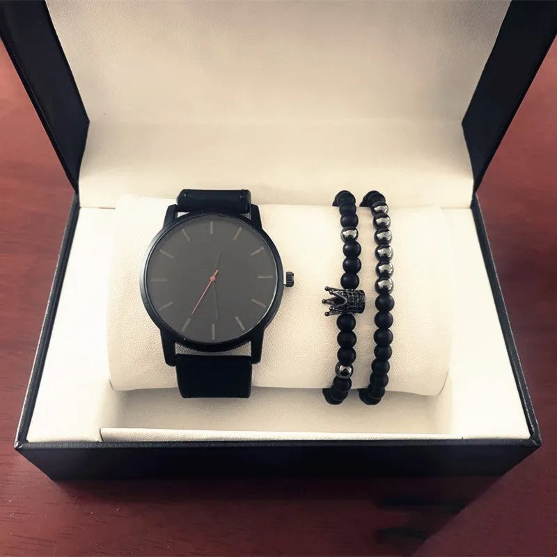 Large dial men's quartz watch with 42mm face, alloy strap, and spiral crown in black belt finish