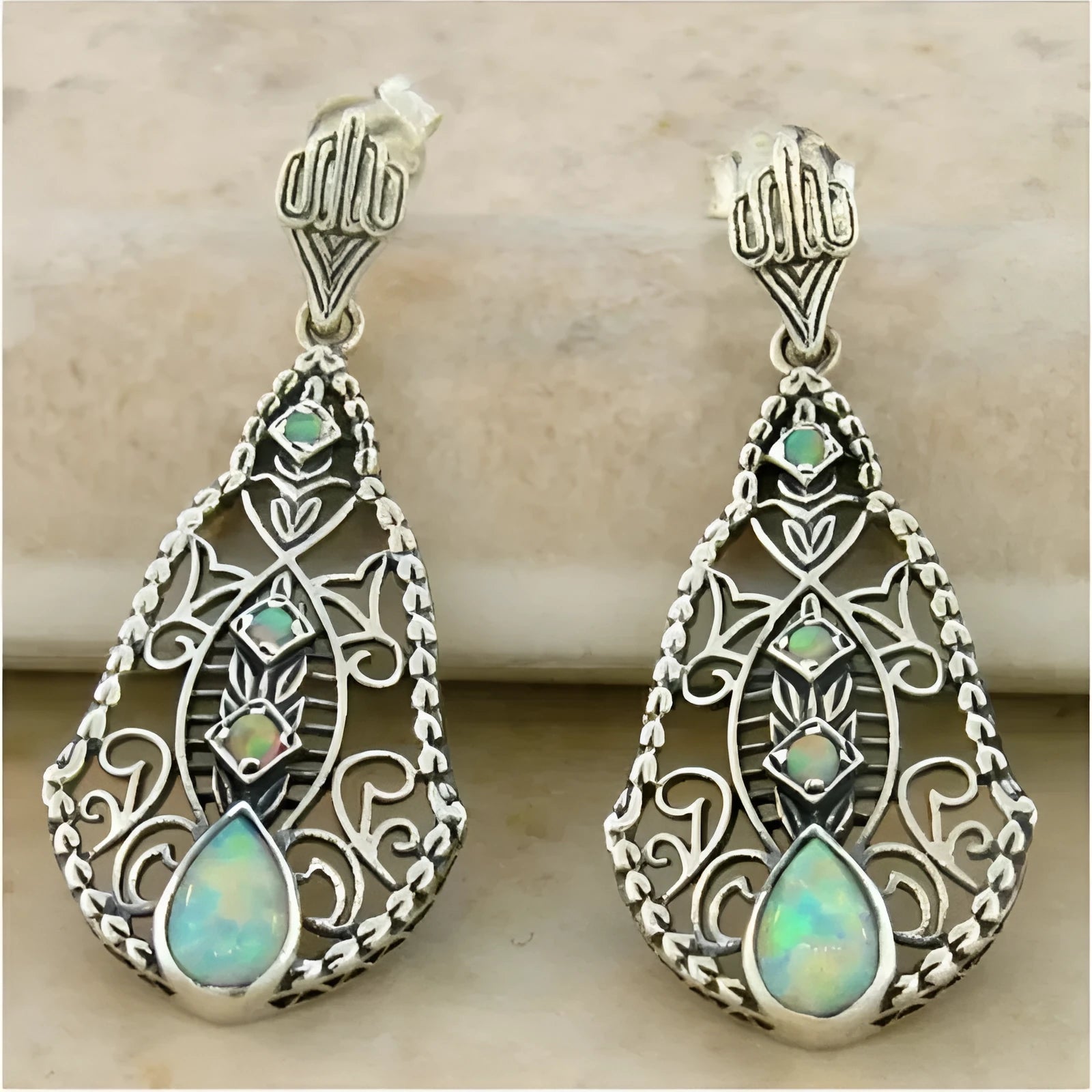 Women's antique silver alloy earrings with retro snake motif, 5 cm length, suitable for pierced ears