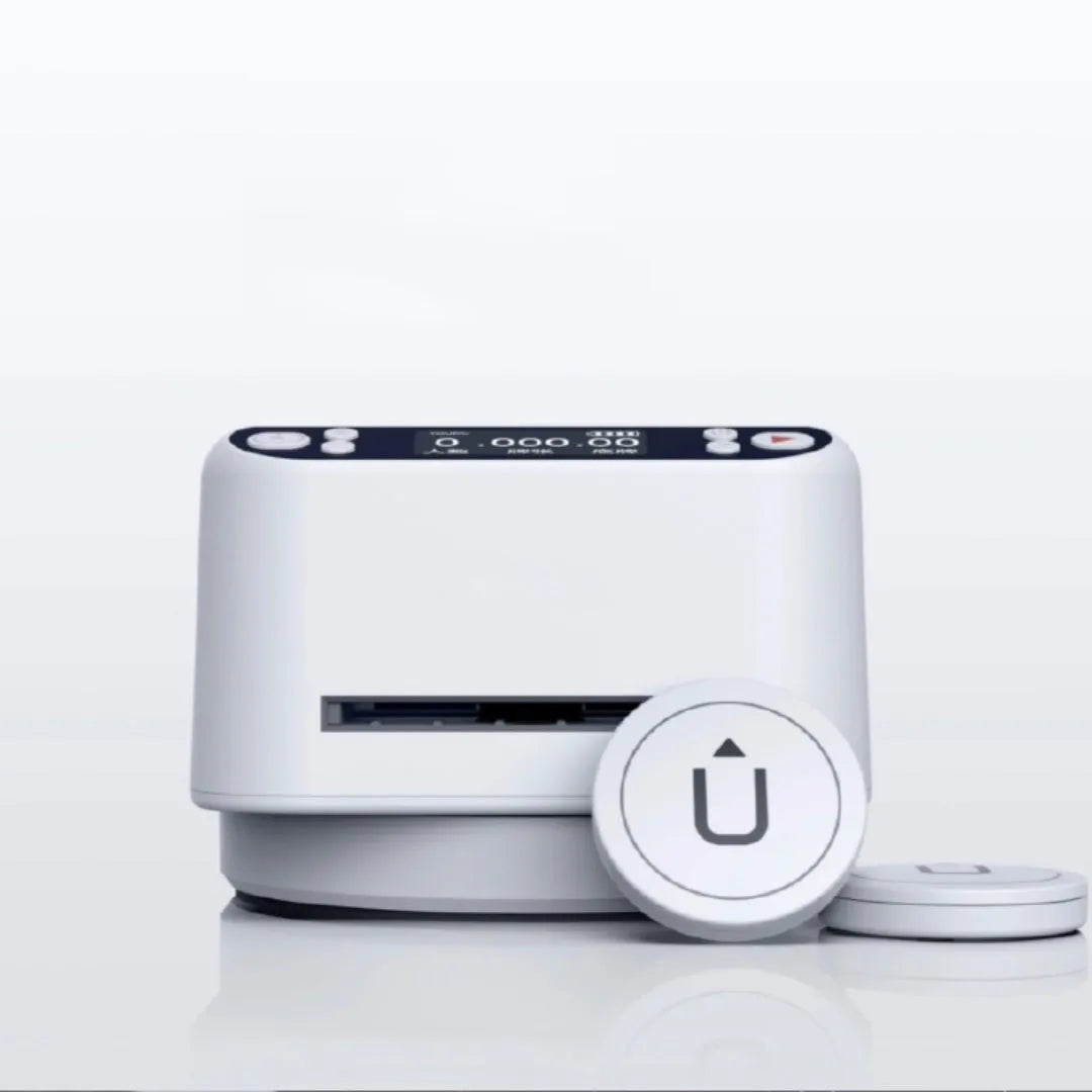 Third generation automatic card dealing device with black plastic housing