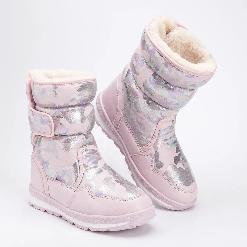 Fleece-lined children's winter snow boots with slip-resistant rubber sole in charcoal black colour