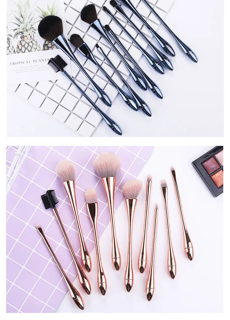 Small waist makeup brush set with nylon bristles and plastic handles in multiple colours