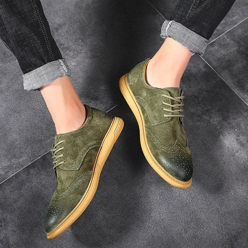 Men's business formal leather lace-up shoes with cowhide construction and rubber soles