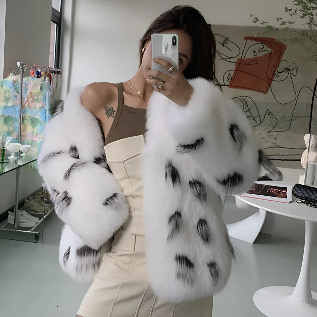 Women's black and white Korean-style slim-fit artificial fur coat with short length