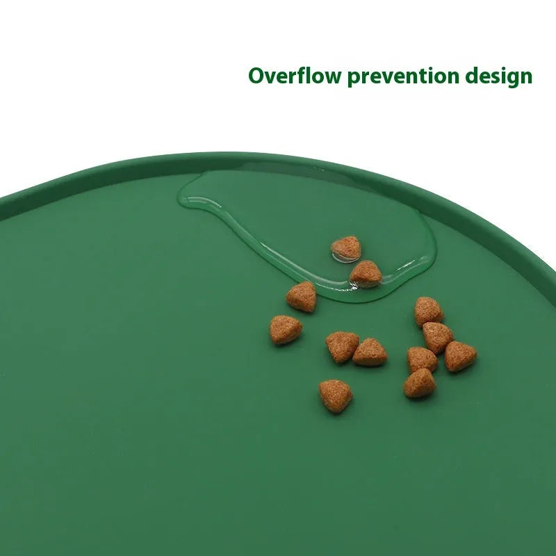 Silicone waterproof cat feeding placemat in green colour showing size dimensions