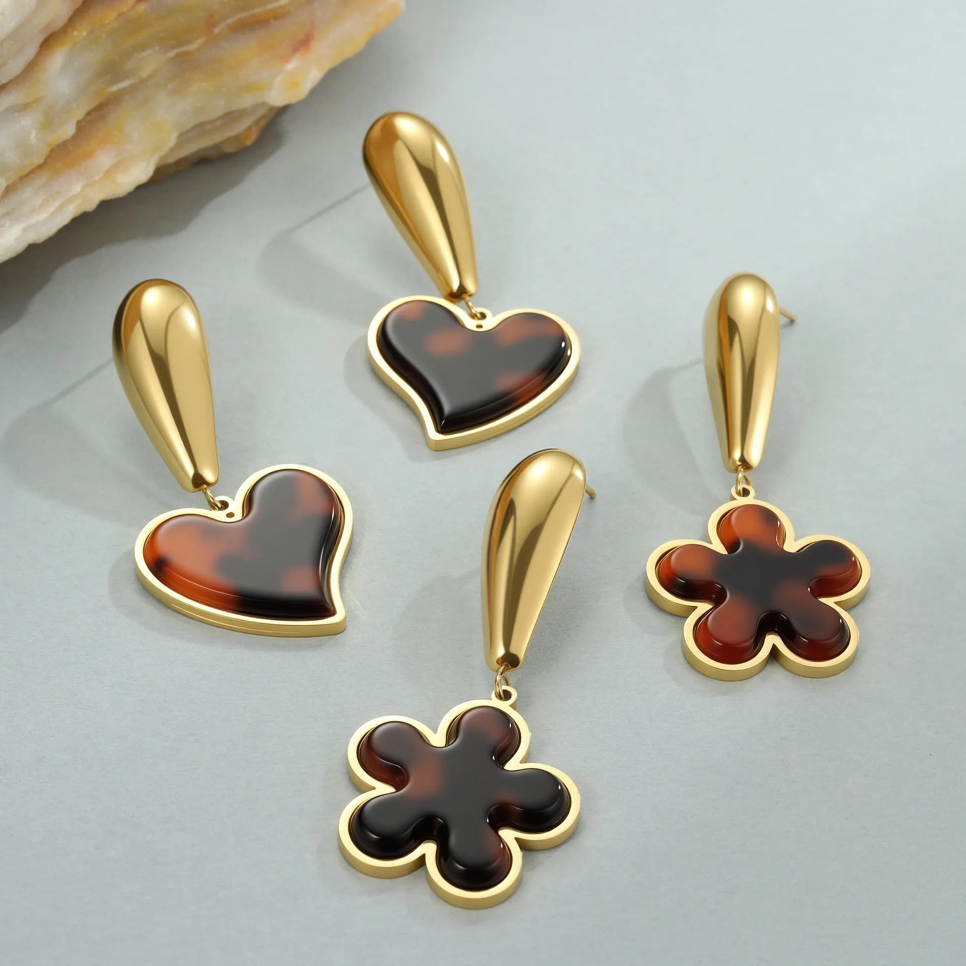 Women's stainless steel tortoiseshell resin earrings in hawksbill colour with heart and flower designs