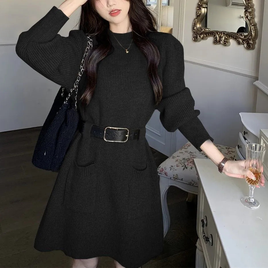 Long sleeve loose knitted base dress in beige with black belt, high-waist design, free size polyester women's dress