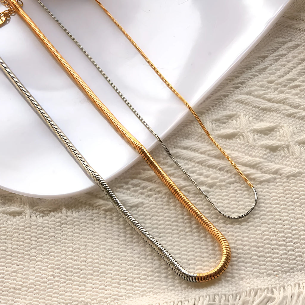 Gold chain necklace with 3mm thick snake bones design in stainless steel